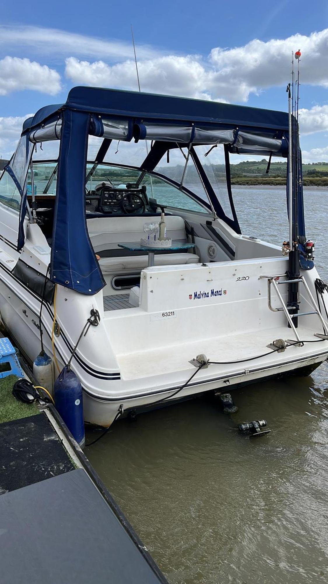 Floatsyerboat Botel *